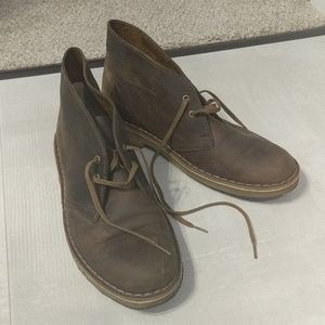 Clarks Desert Boots (8.5)
